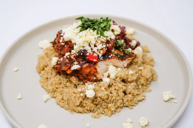 Mediterranean Skillet Chicken with Quinoa 