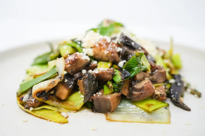 Grilled Leeks and Portobello Mushroom Salad